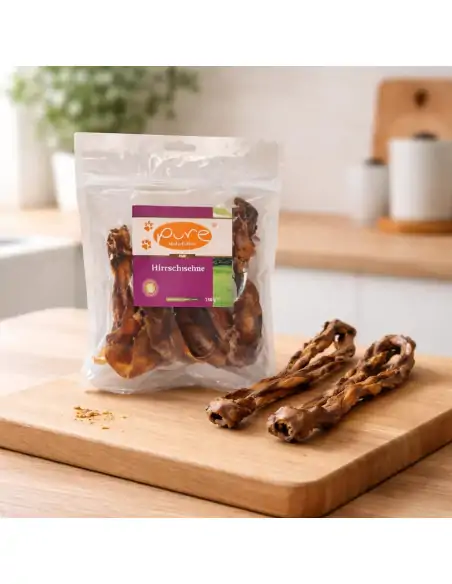 Getrocknete Hirschsehnen von PURE Naturfutter als proteinreicher Kausnack für Hunde