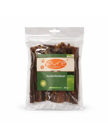 Verpackte Kaninchenhaut von PURE Naturfutter, hypoallergener Hundesnack aus 100 Prozent Kaninchen