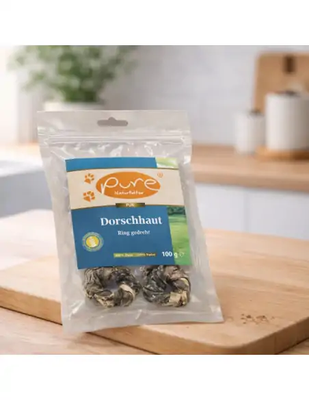 Dorschhaut Ringe gedreht von PURE Naturfutter als gesunder Fischkausnack für Hunde