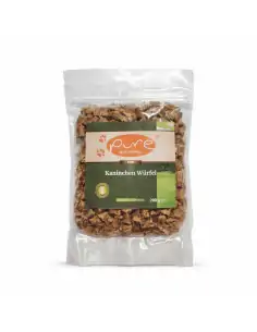 Verpackte Kaninchen Würfel von PURE Naturfutter, hochwertiger Hundesnack für sensible Hunde