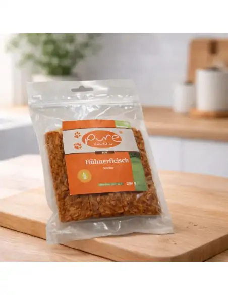 Getrocknete Hühnerfleisch Streifen von PURE Naturfutter als gesunder Hundesnack