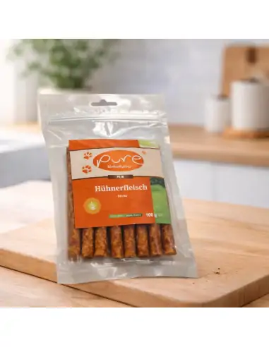 Getrocknete Hühnerfleisch Sticks von PURE Naturfutter als gesunder Hundesnack