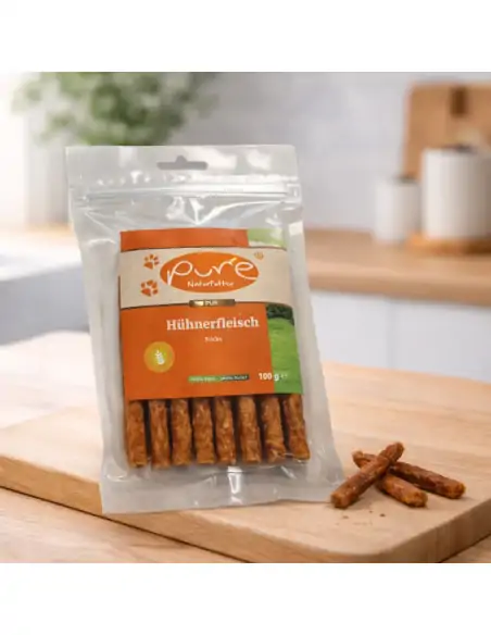 Hühnerfleisch Sticks von PURE Naturfutter als proteinreicher Hundesnack für Training und Belohnung